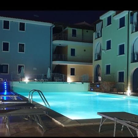 Sea Paradise Apartment Valledoria  Exteriör bild